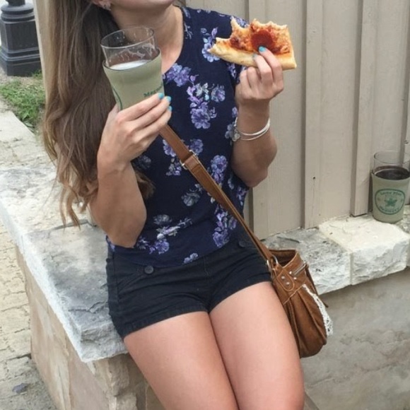 Floral Crop Top - Picture 4 of 8